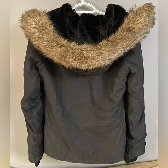 Aritzia TNA Aurora Black Winter Jacket - Size Small - Picture 2 of 4